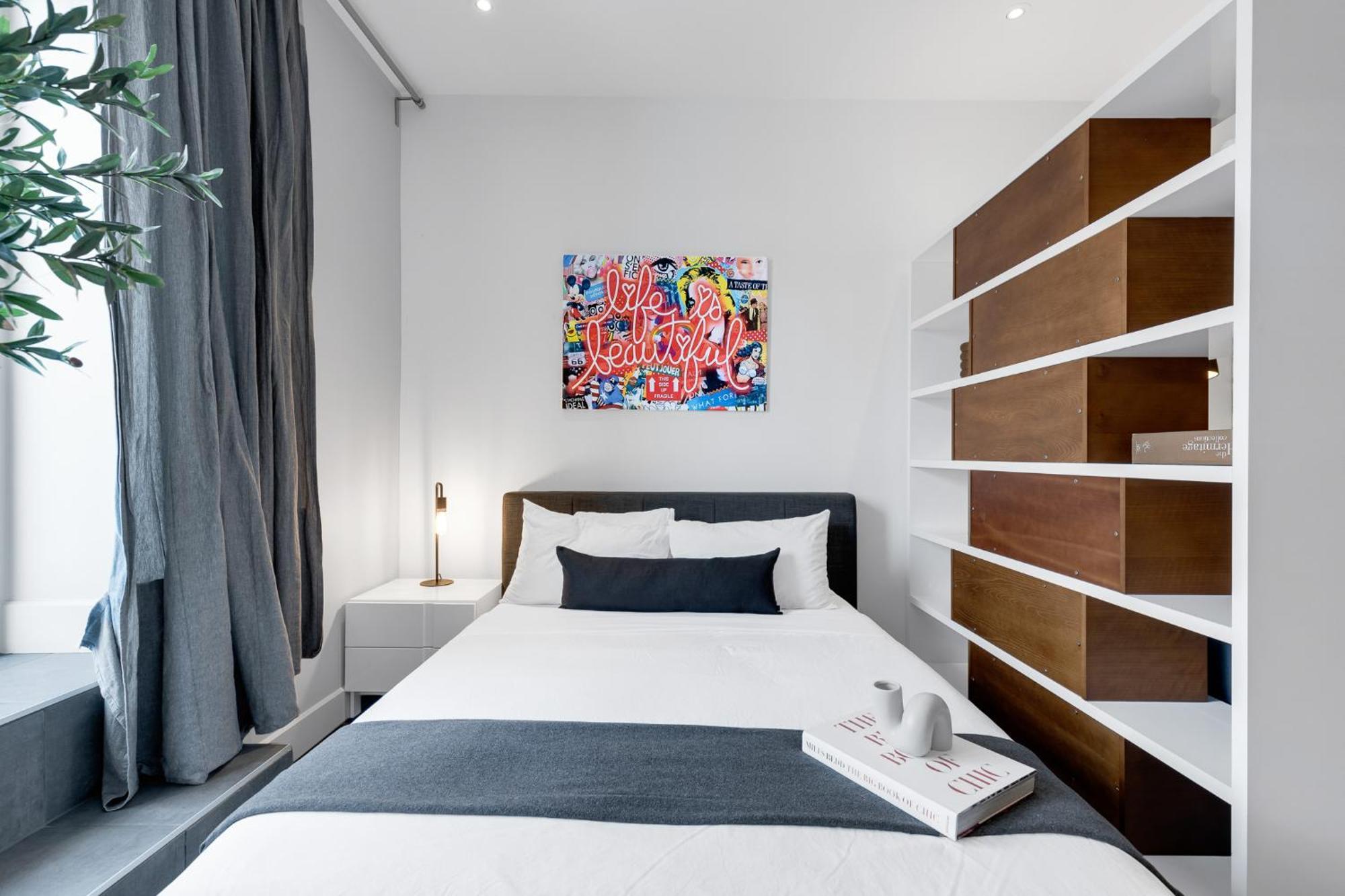 Liv Mtl Soho Aparthotel มอนทรีอัล ภายนอก รูปภาพ