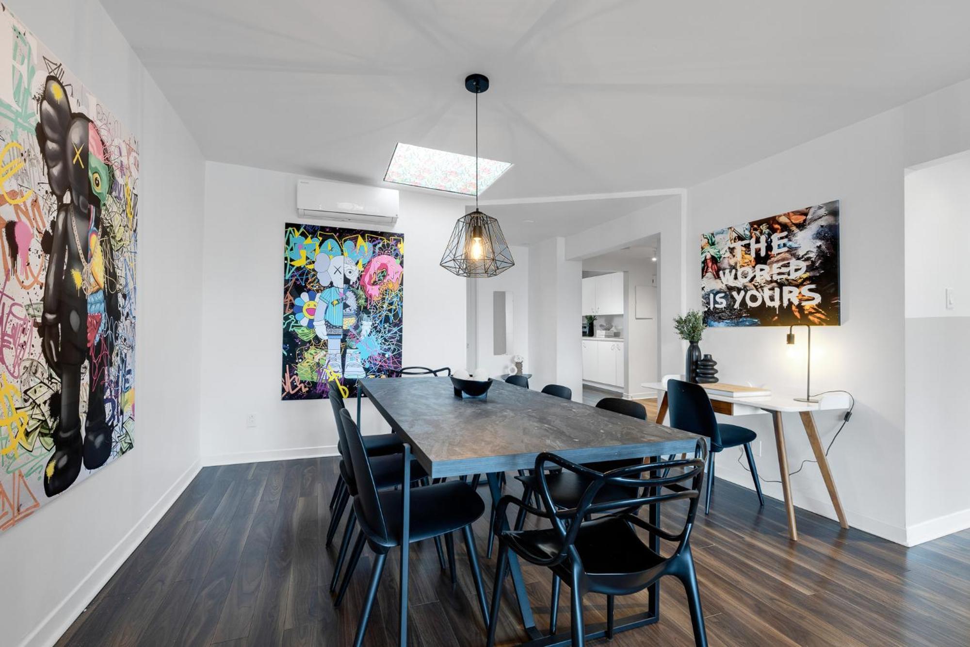 Liv Mtl Soho Aparthotel มอนทรีอัล ภายนอก รูปภาพ