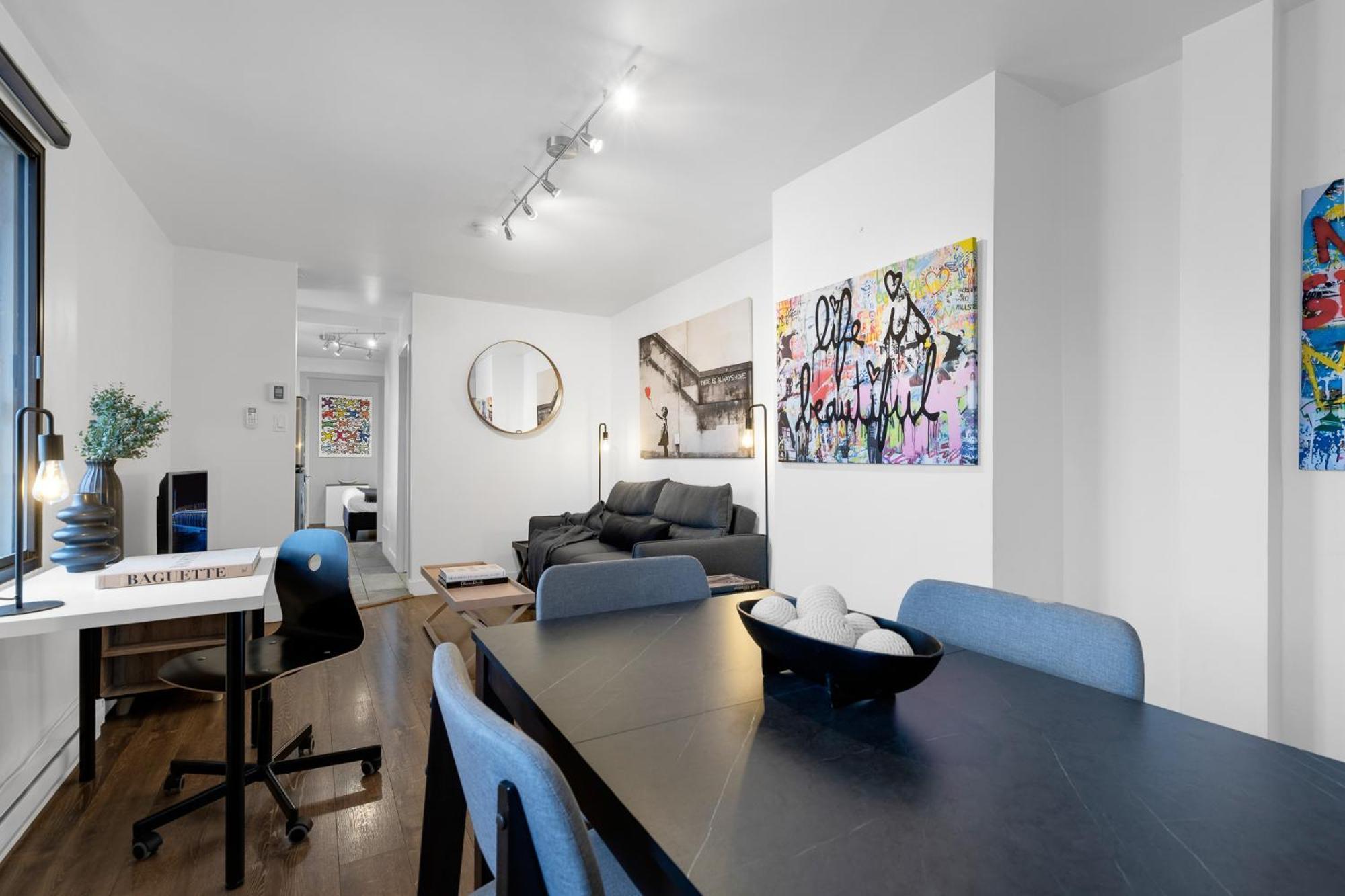 Liv Mtl Soho Aparthotel มอนทรีอัล ภายนอก รูปภาพ