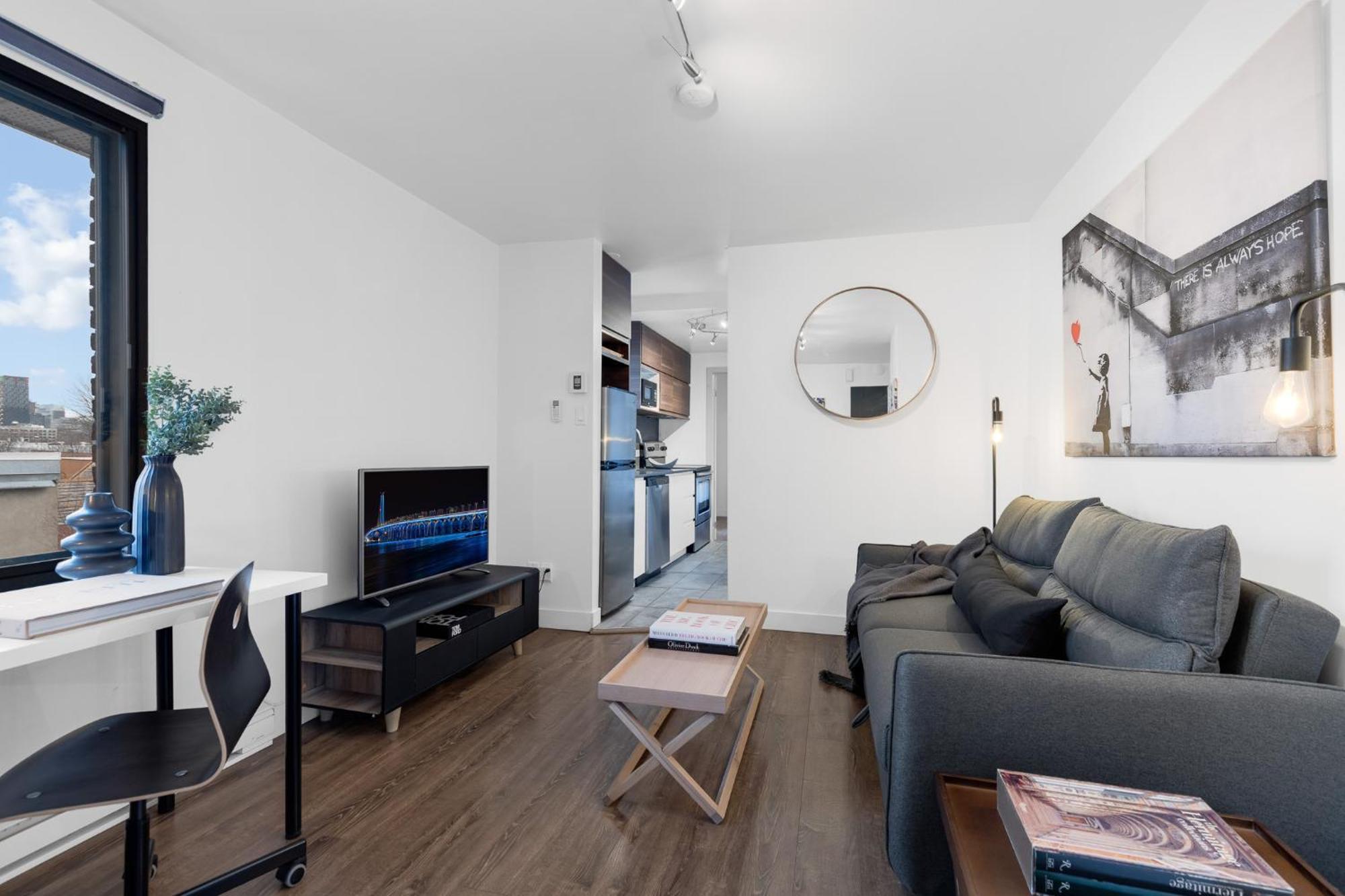 Liv Mtl Soho Aparthotel มอนทรีอัล ภายนอก รูปภาพ