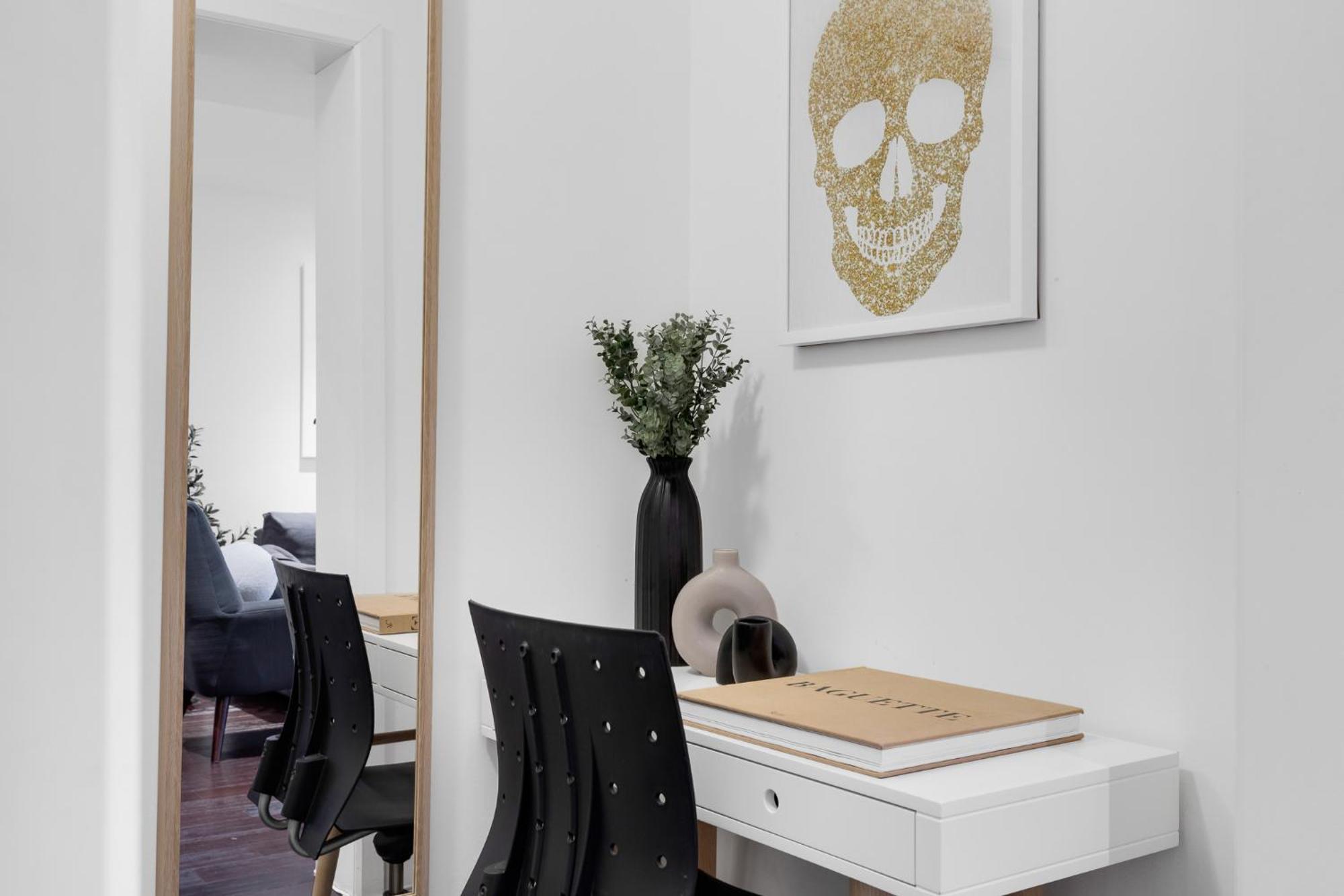 Liv Mtl Soho Aparthotel มอนทรีอัล ภายนอก รูปภาพ